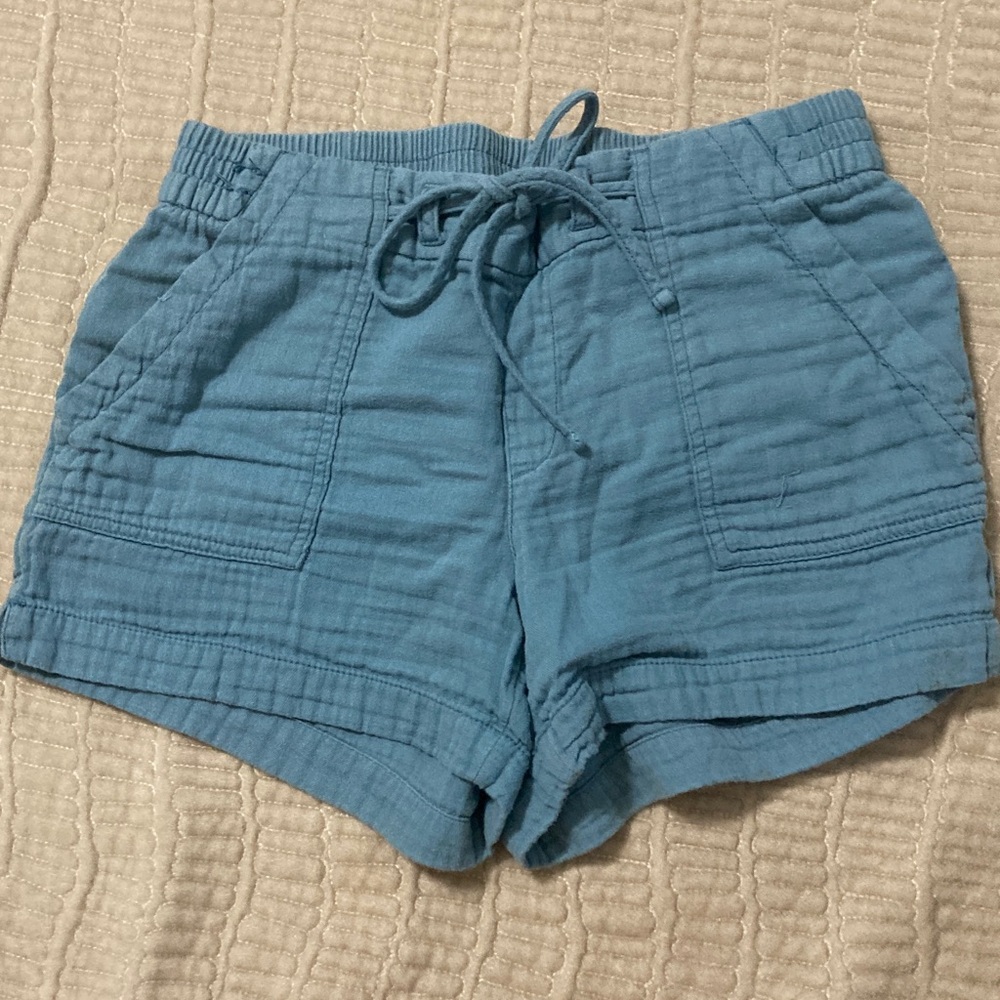 Old Navy Pale Blue Shorts - Small